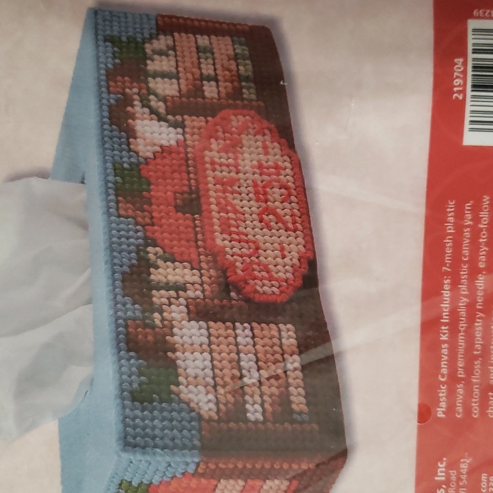 Plastic canvas kit